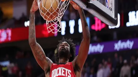 周末逆袭双响炮！保级战神客场激战豪门，誓守数据捍卫荣耀！