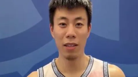 洛桑体育与尼科西亚团结激战正酣，内奥菲图展现实力，西奥-贝尔逆转战局，1-1平局悬念再起！